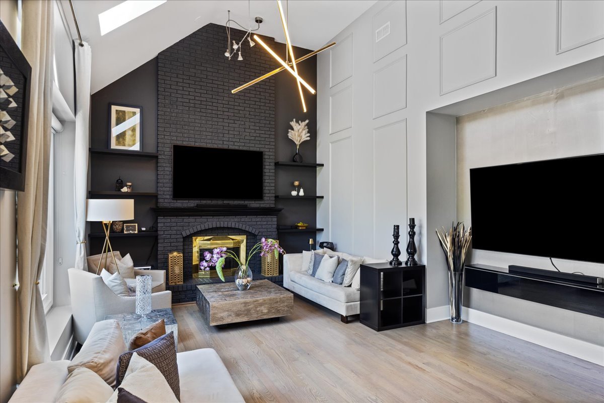 1411 Frenchmans Bend Drive