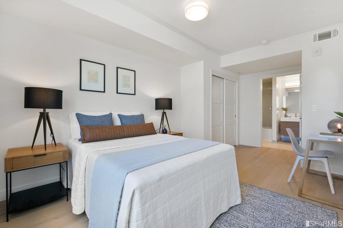 2224 Clement Street Unit: 102