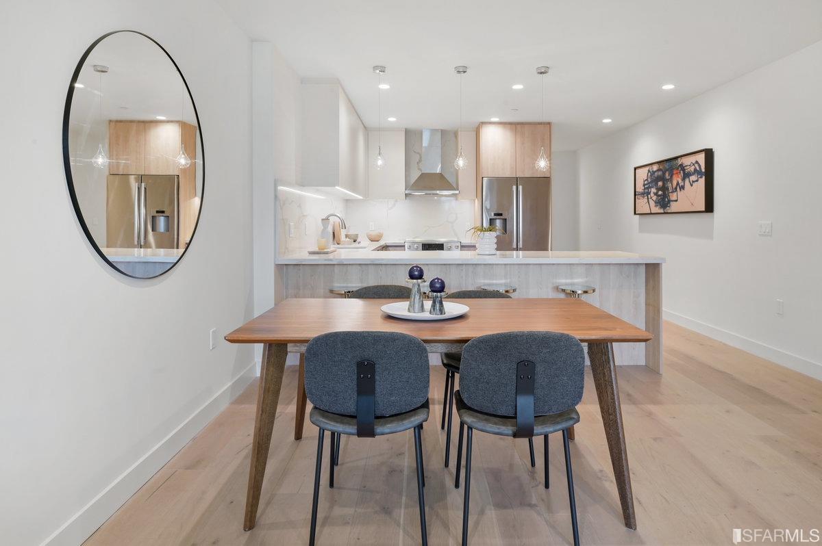 2224 Clement Street Unit: 102