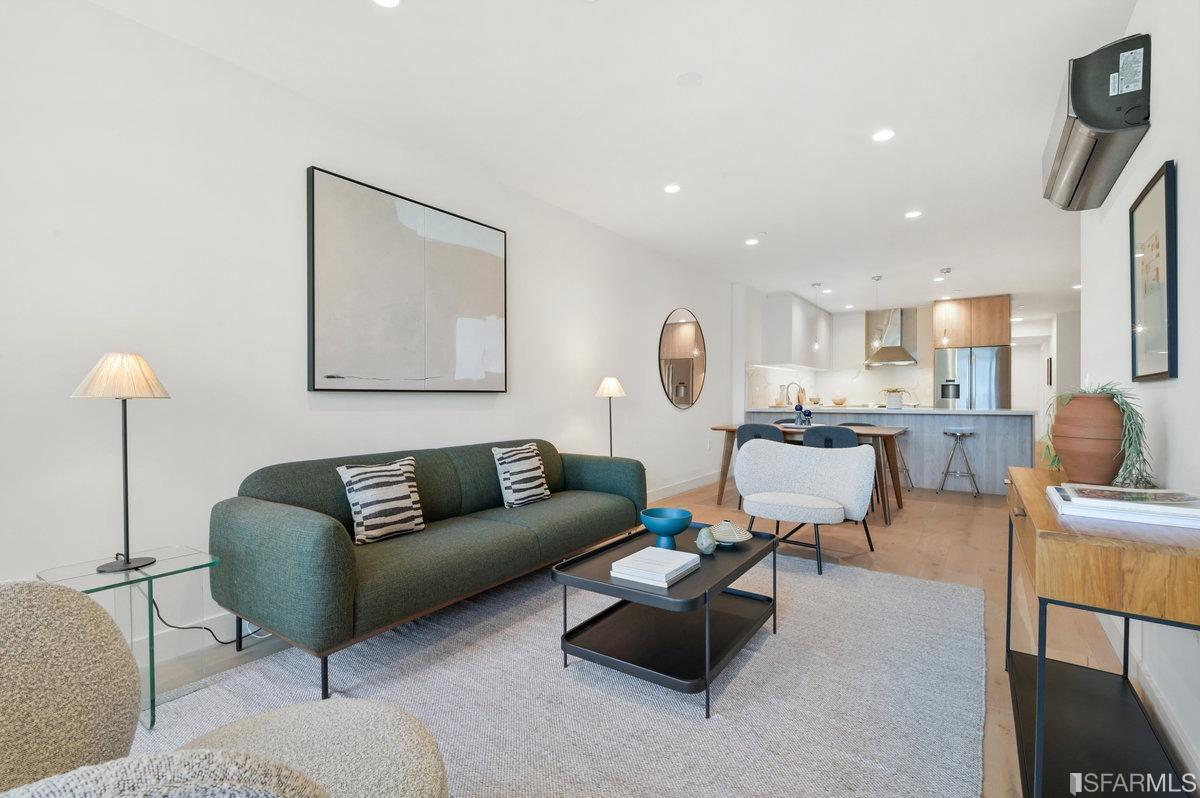 2224 Clement Street Unit: 102