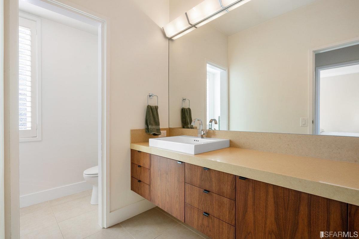 1790 Vallejo Street Unit: 1