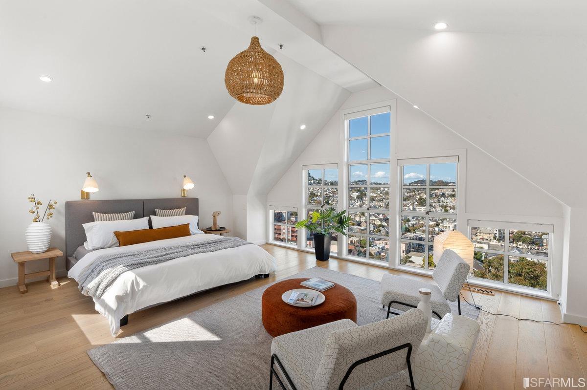 579 27th Street Unit: C