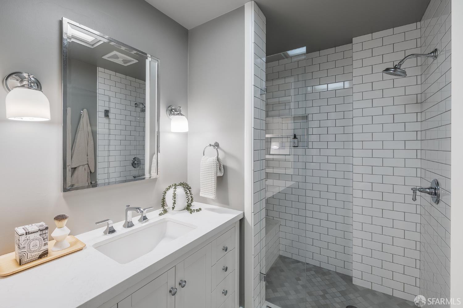 2757 Greenwich Street