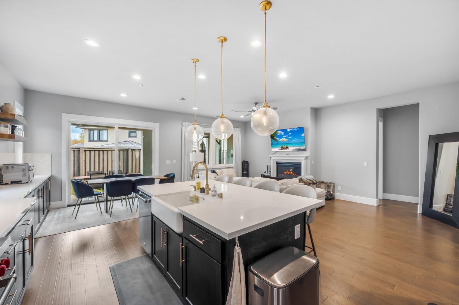 5079 Sutter Park Way