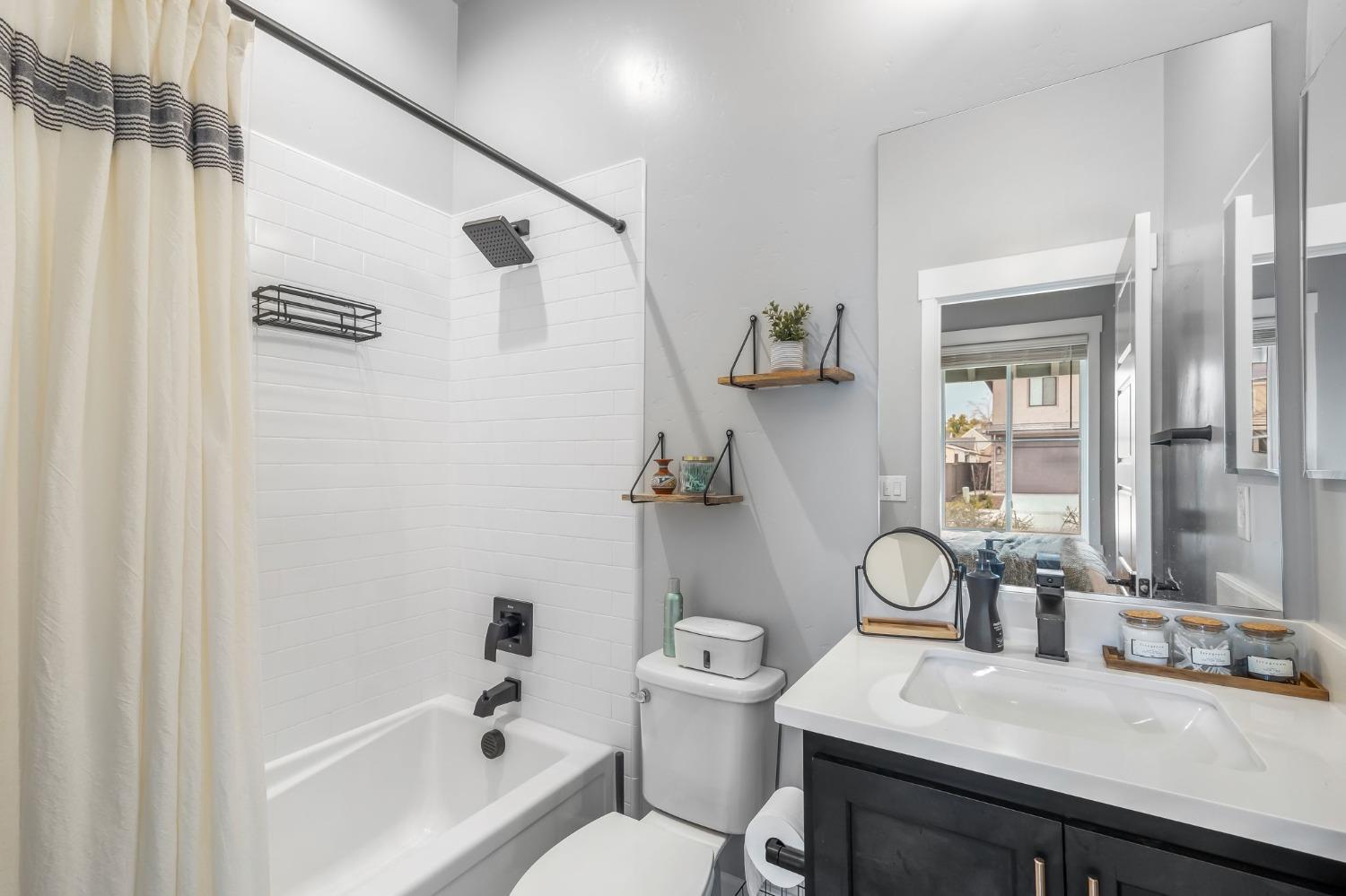 5079 Sutter Park Way