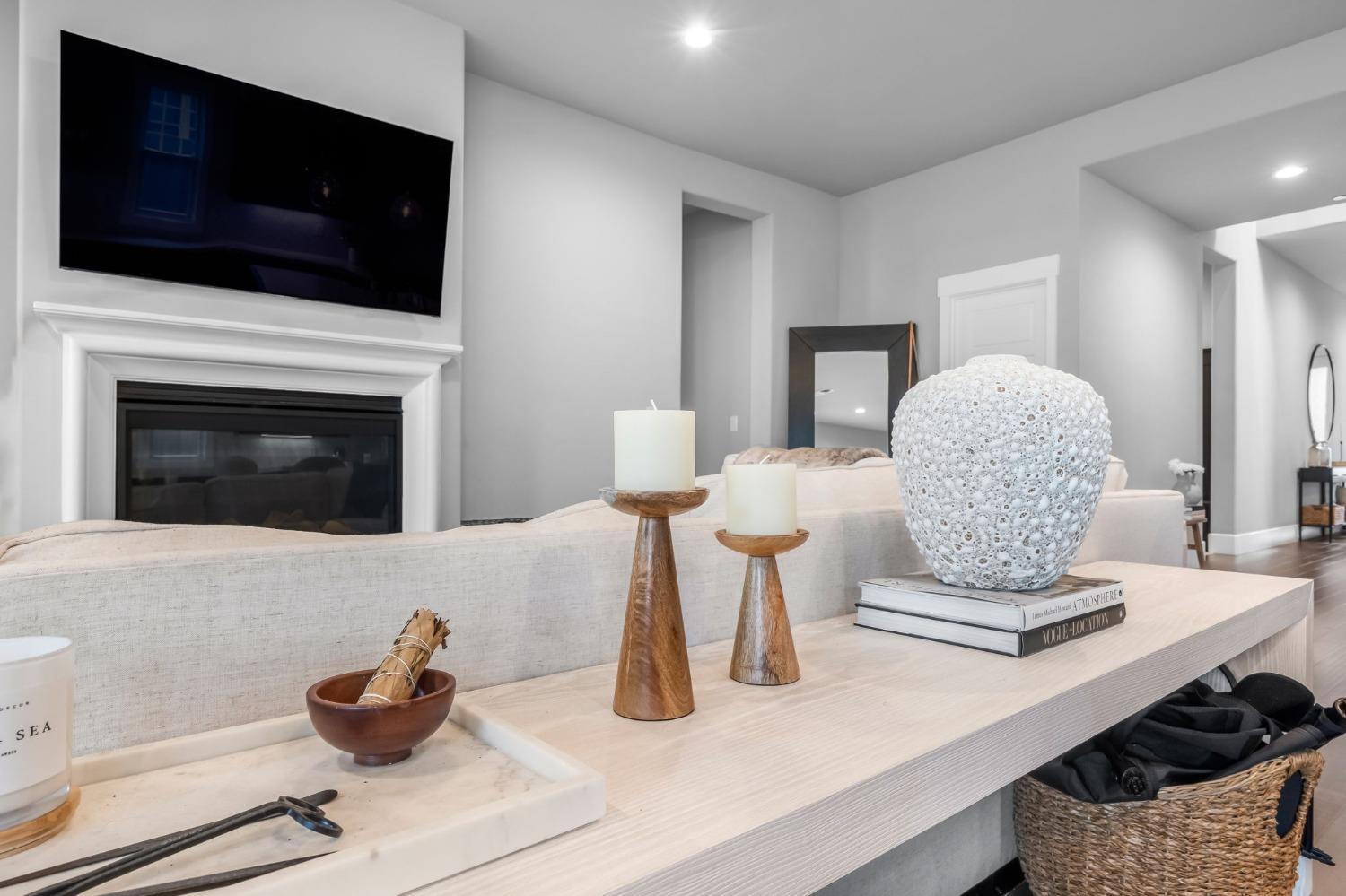 5079 Sutter Park Way