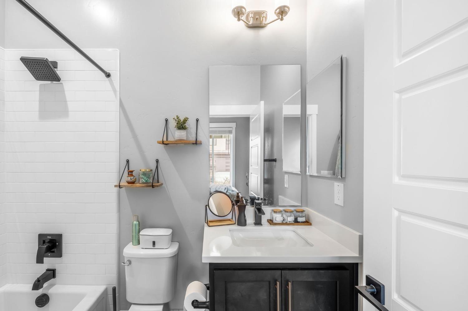 5079 Sutter Park Way