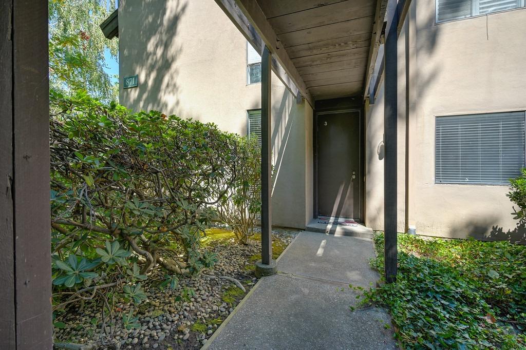 871 Woodside Lane 3