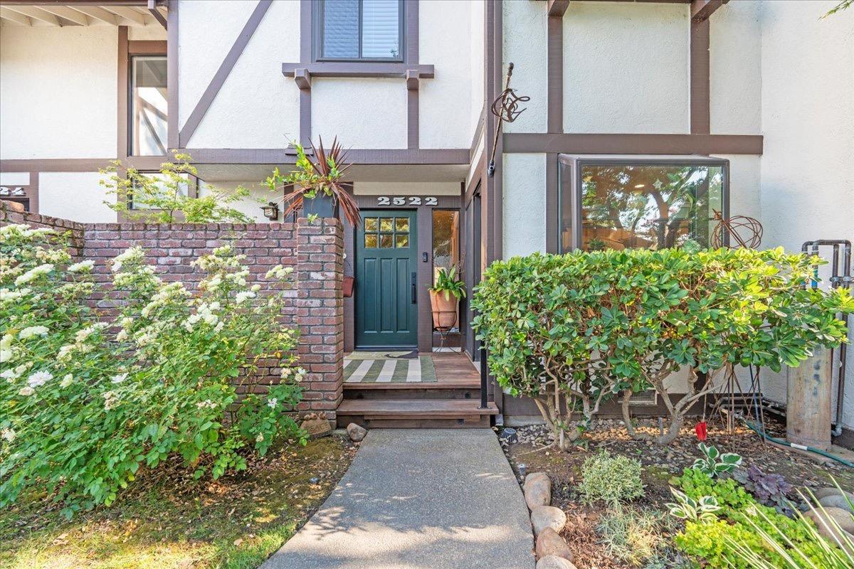 2522 Exeter Square Lane