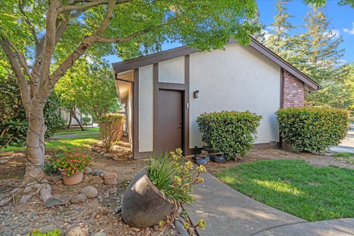 2522 Exeter Square Lane