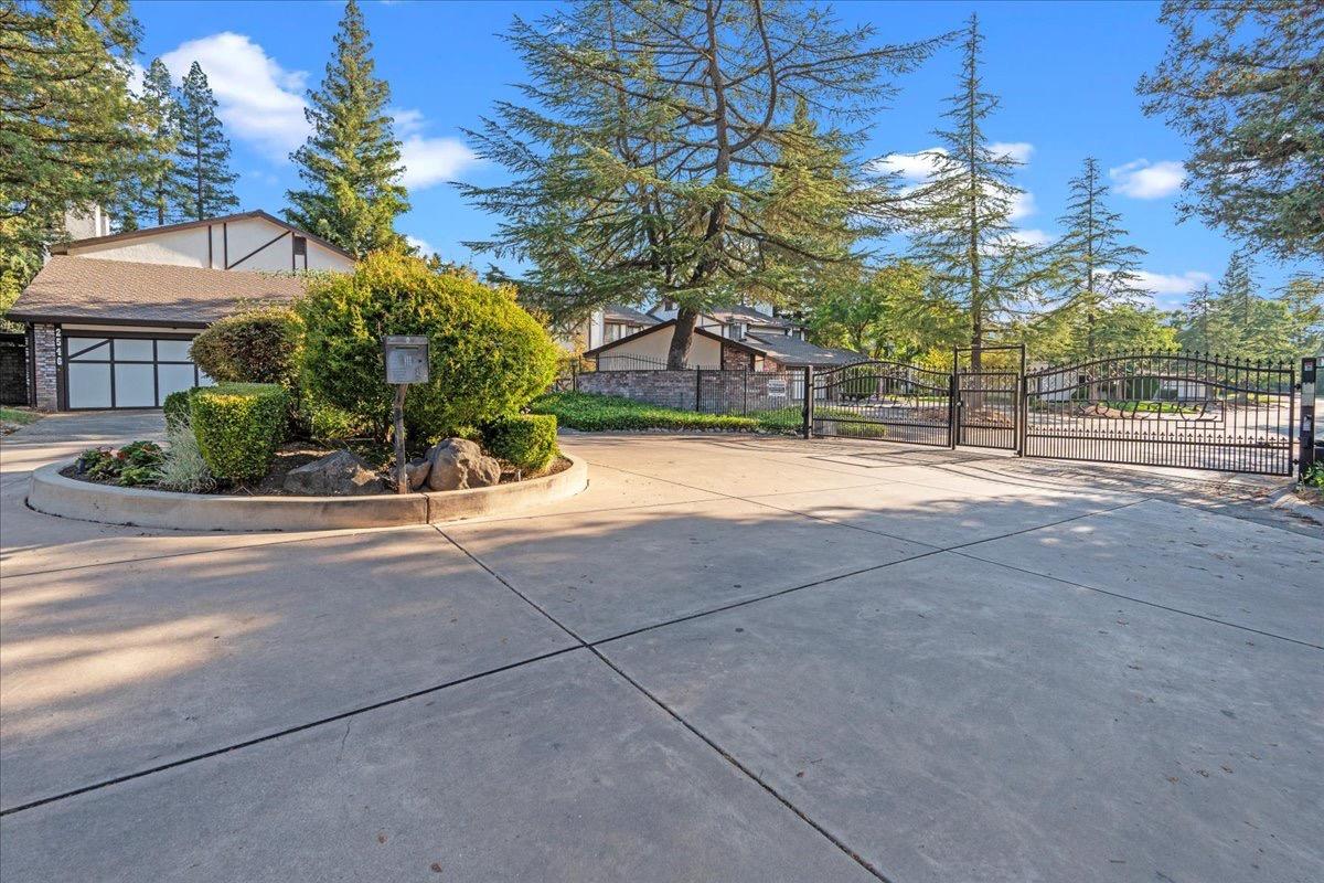 2522 Exeter Square Lane