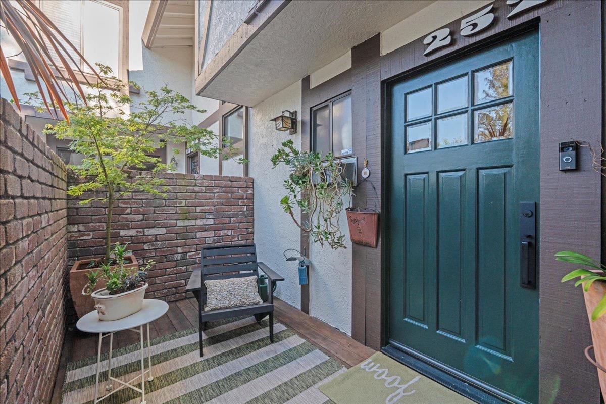 2522 Exeter Square Lane