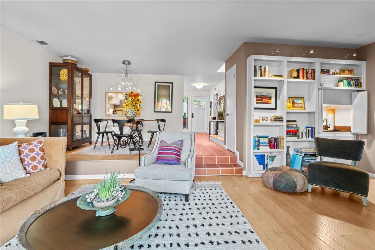 2522 Exeter Square Lane