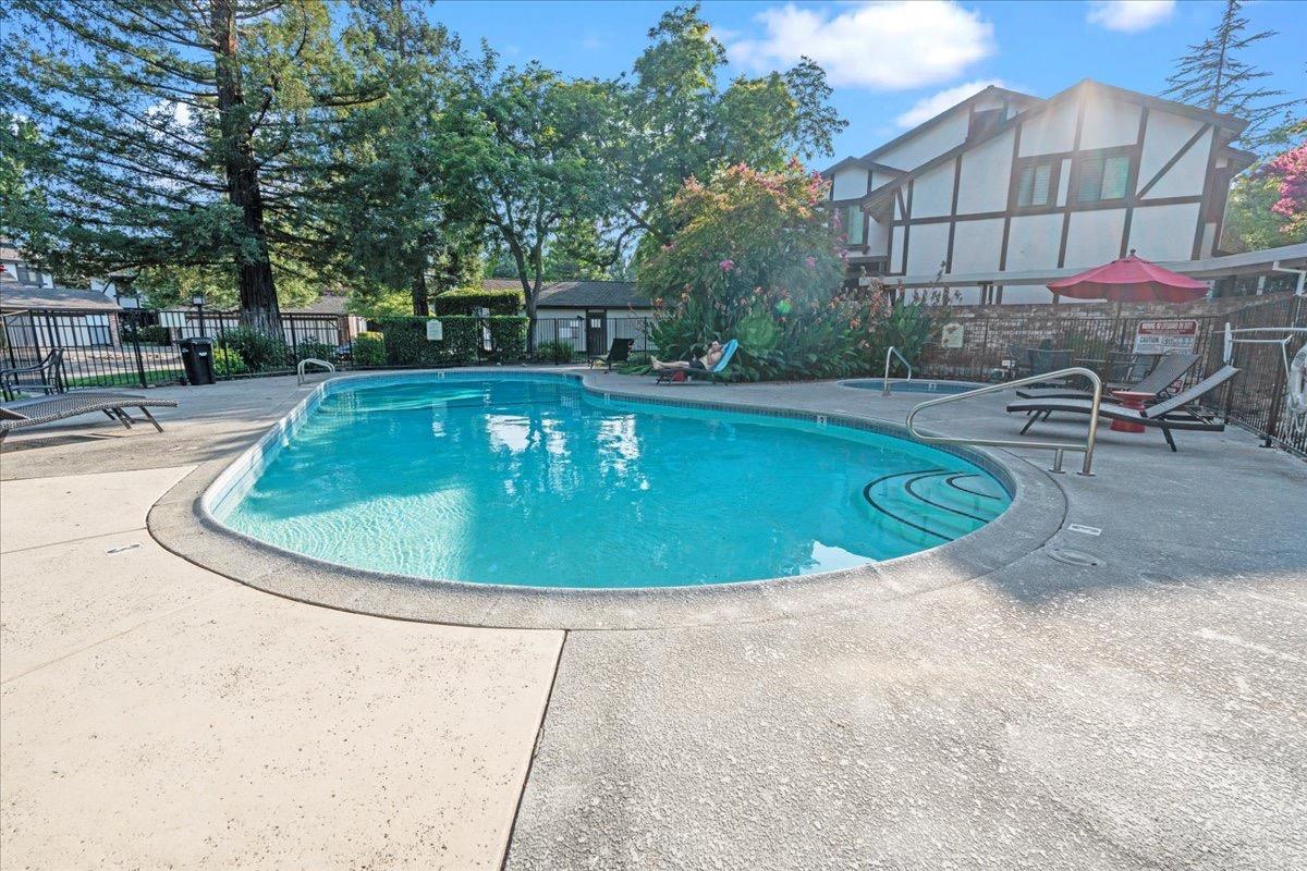 2522 Exeter Square Lane