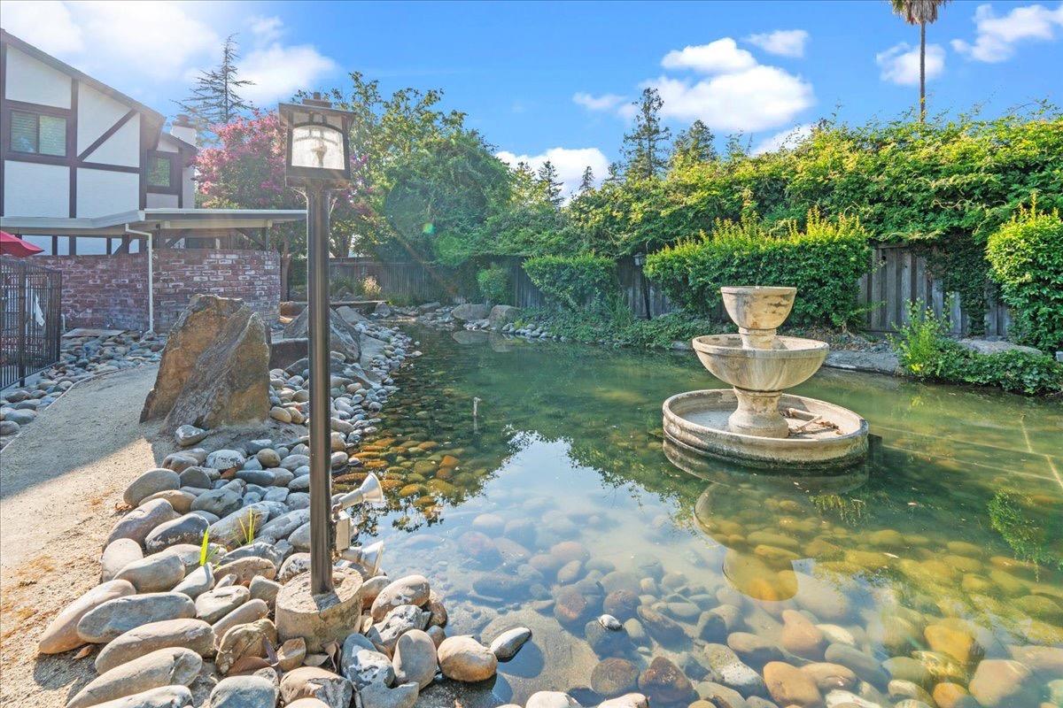 2522 Exeter Square Lane