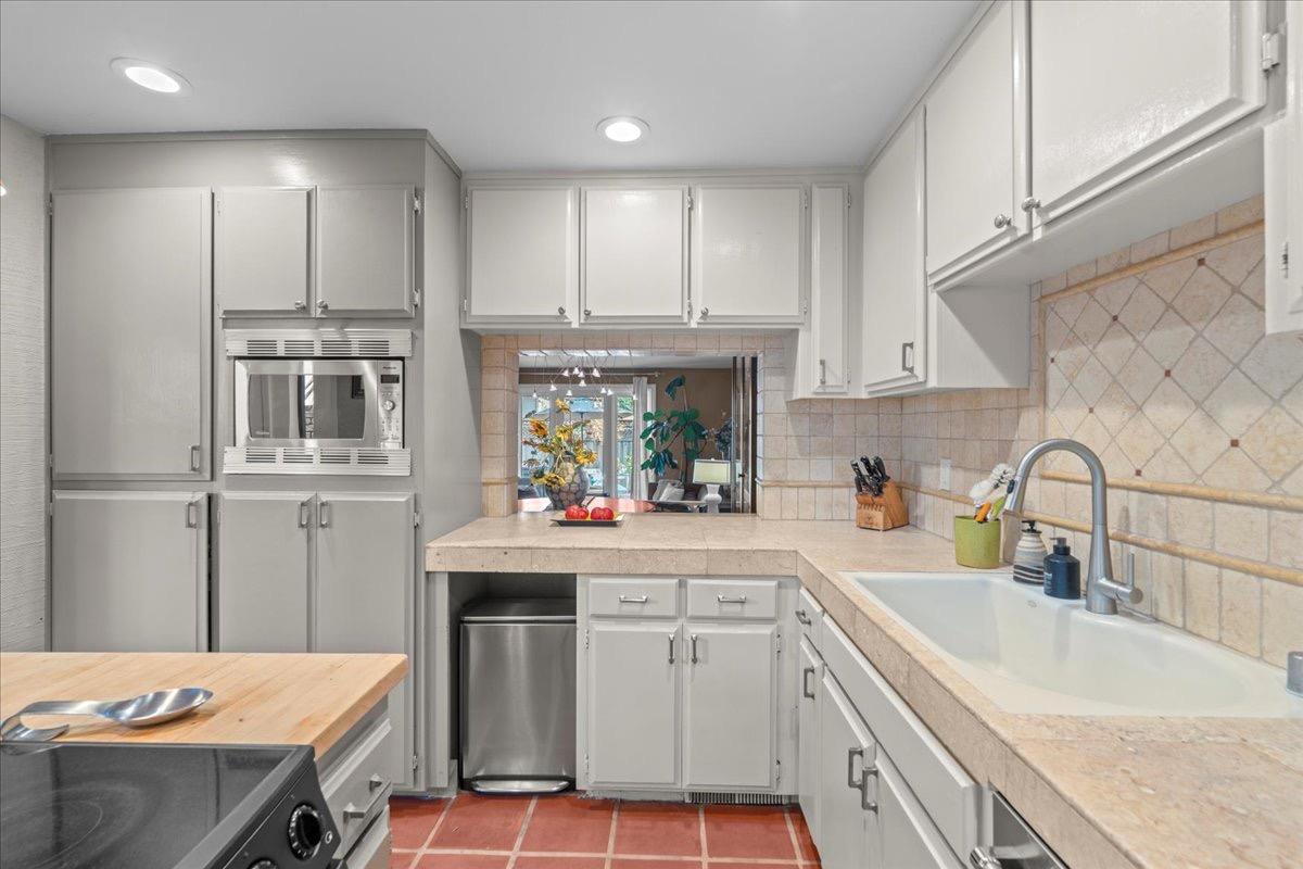 2522 Exeter Square Lane