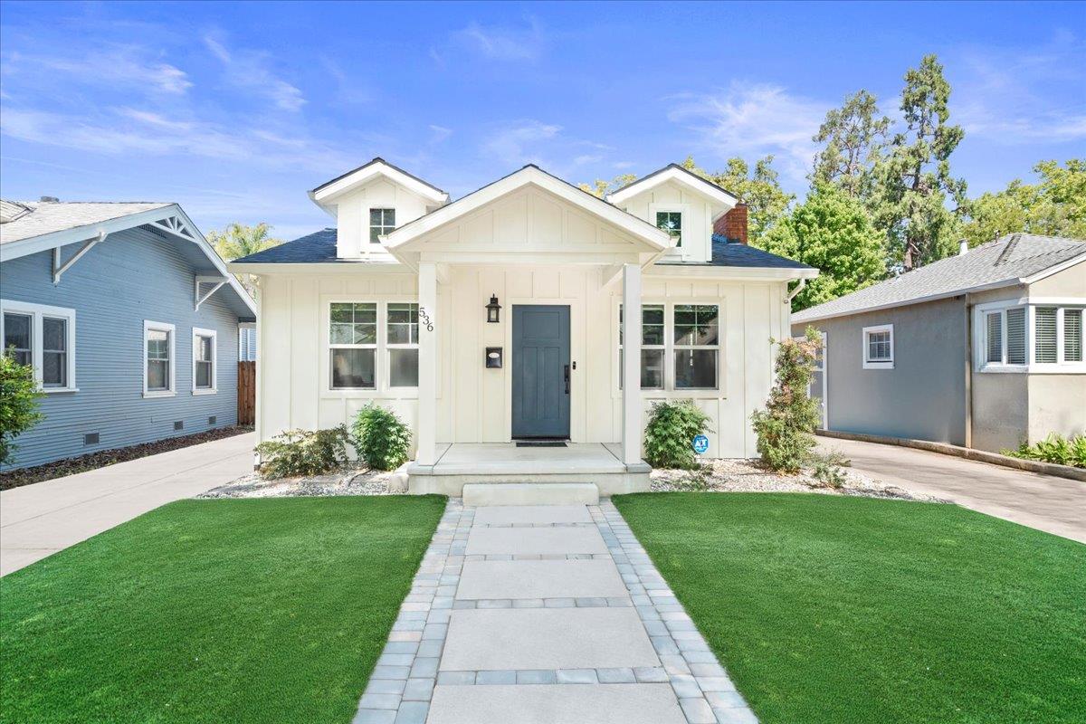 536 38th Street