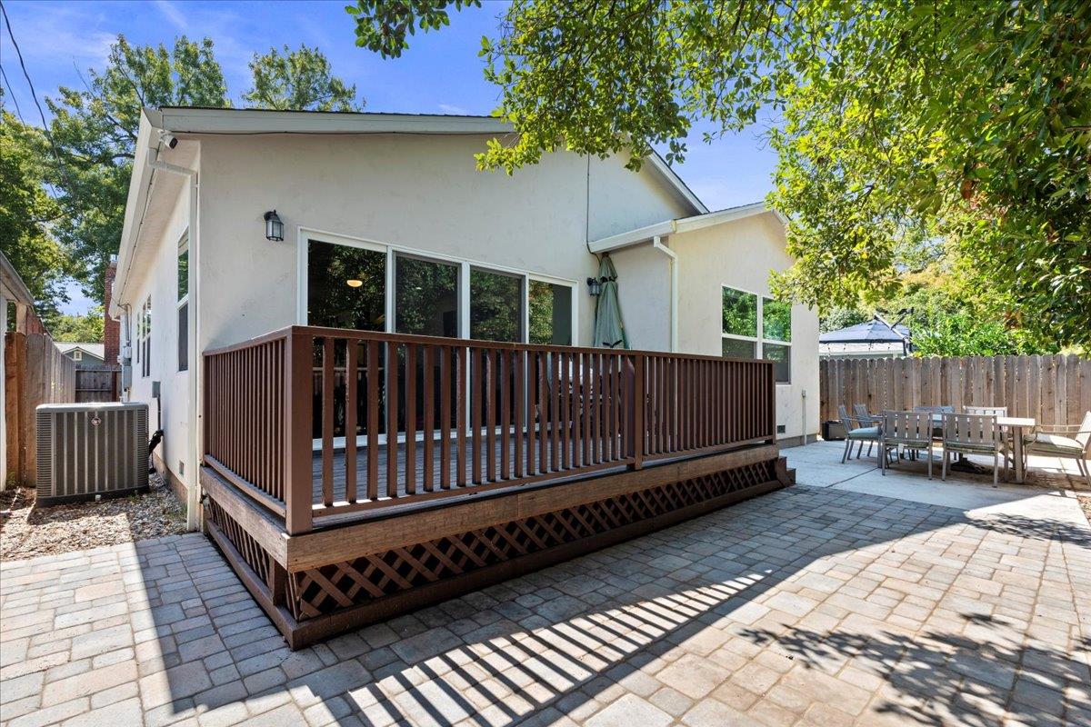 536 38th Street