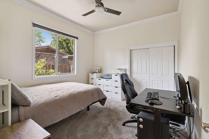 3710 Esperanza Drive