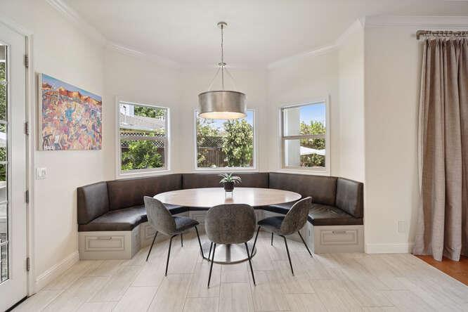 3710 Esperanza Drive