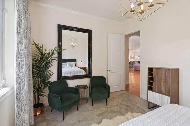 3710 Esperanza Drive