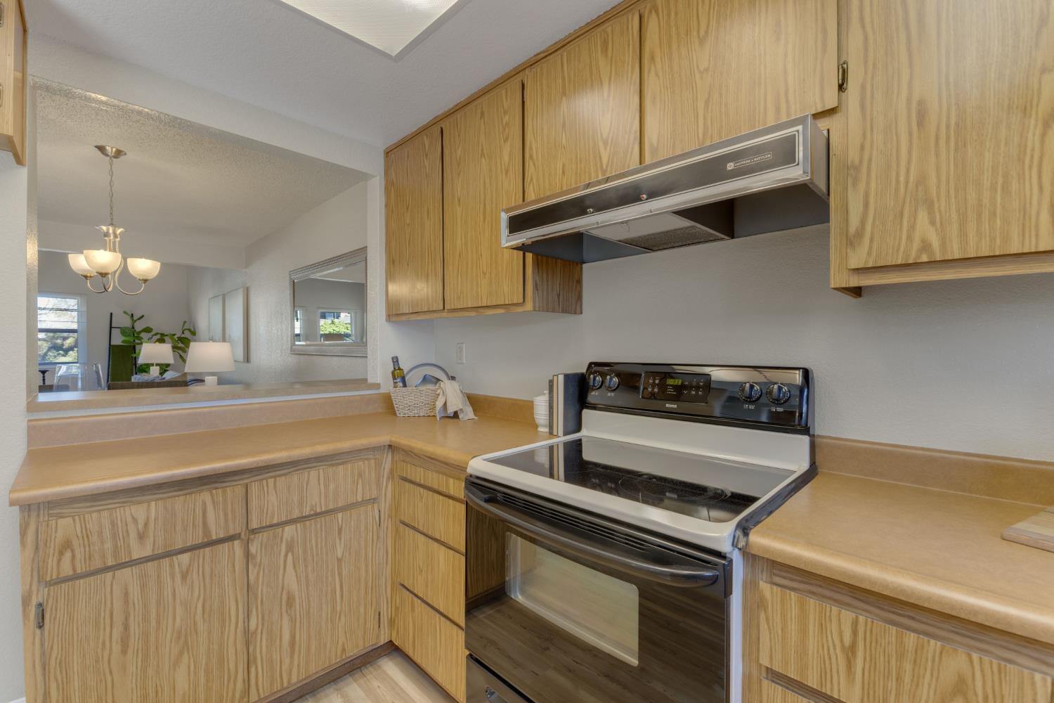 2801 Edison Avenue