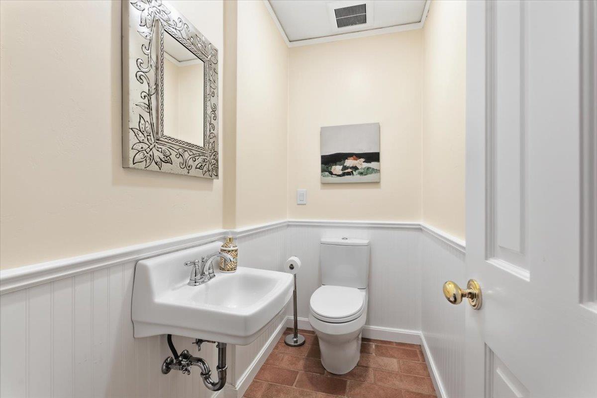 2769 Harkness Street