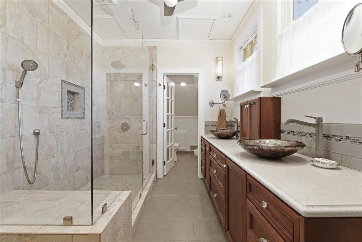 2769 Harkness Street