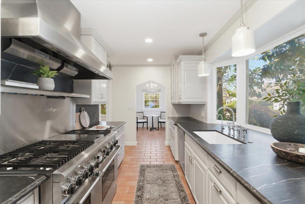 2769 Harkness Street