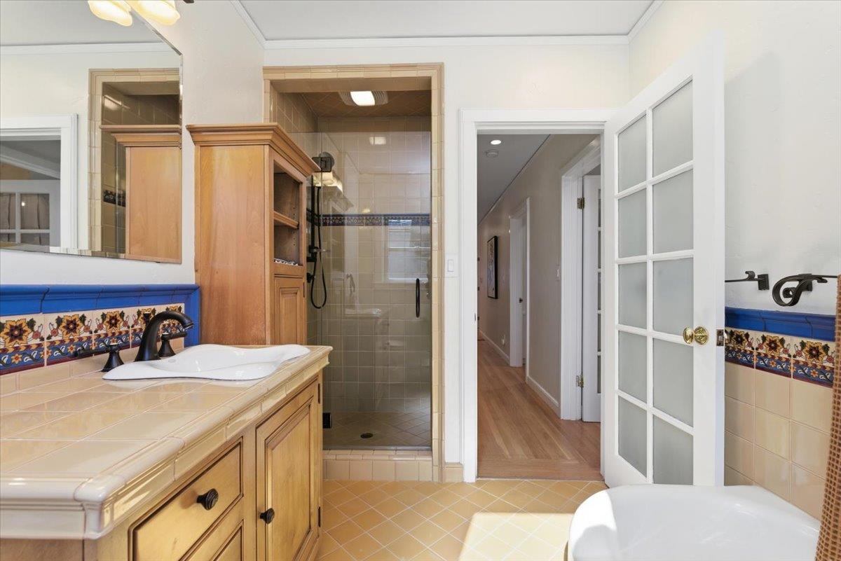 2769 Harkness Street