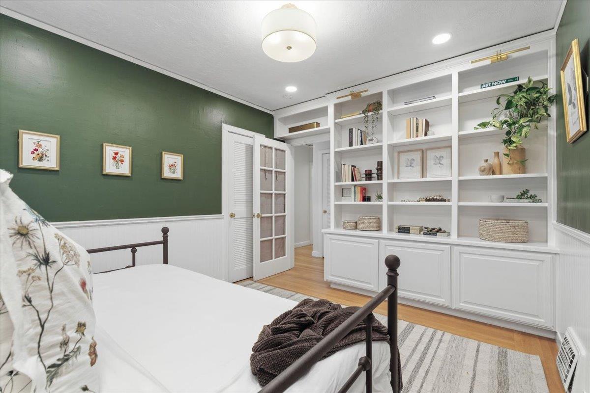 2769 Harkness Street