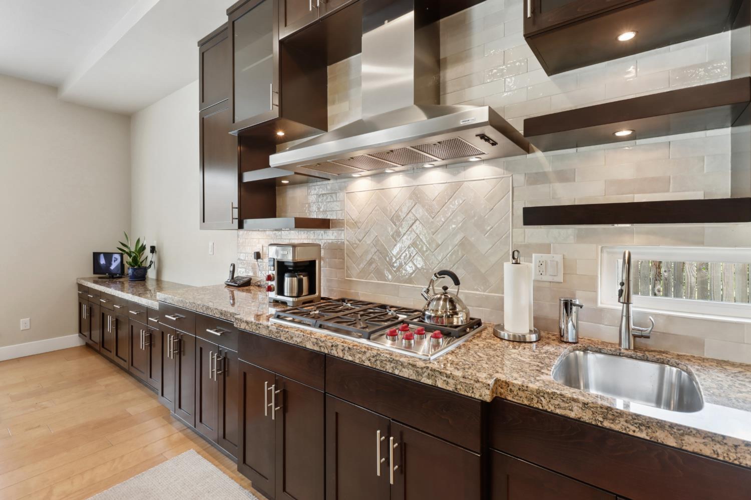 3545 Serramont Court