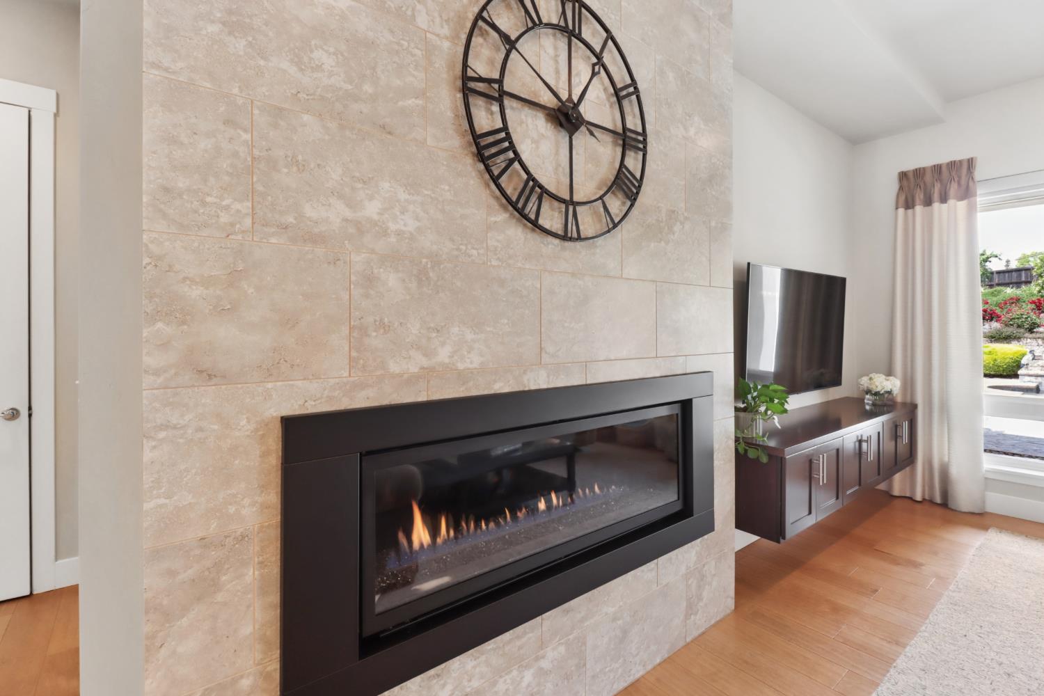 3545 Serramont Court