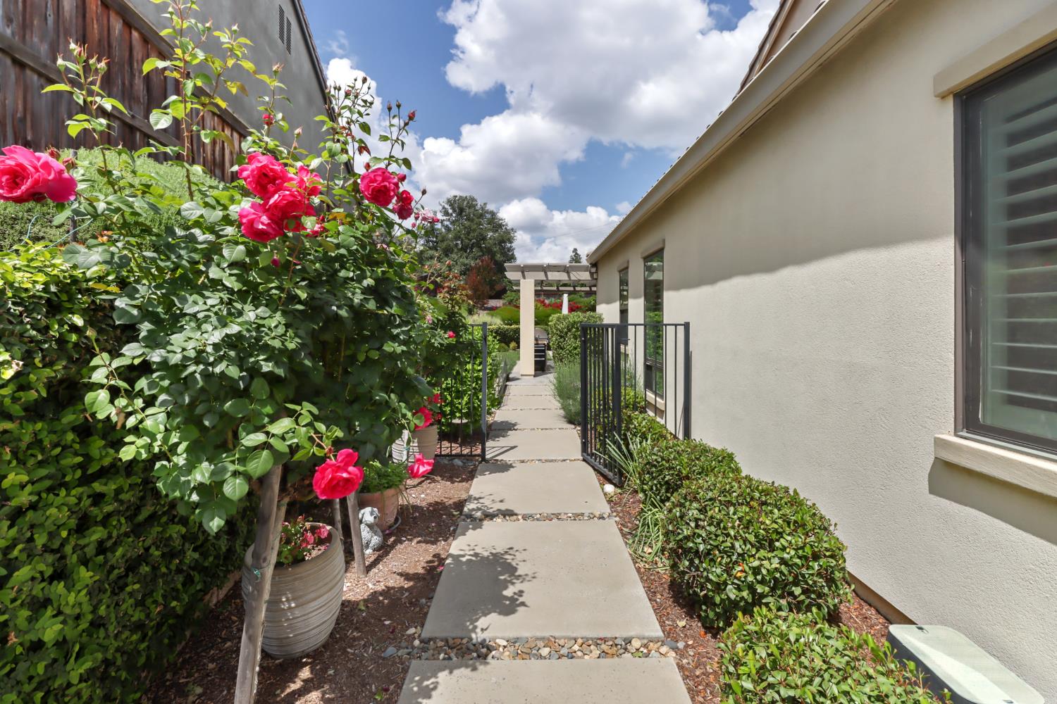 3545 Serramont Court