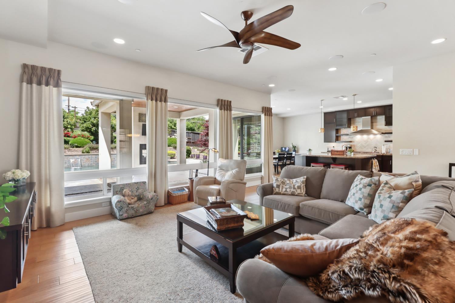 3545 Serramont Court