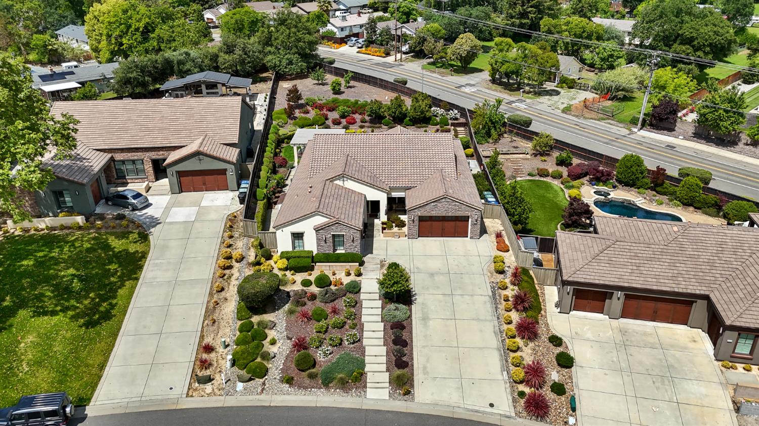 3545 Serramont Court