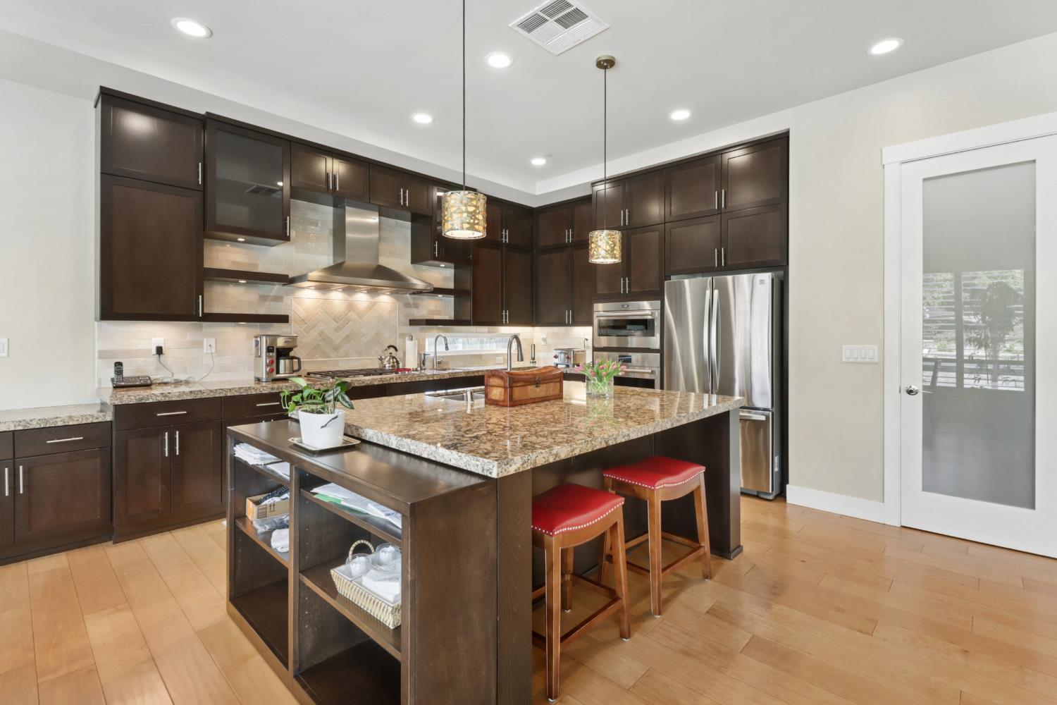 3545 Serramont Court