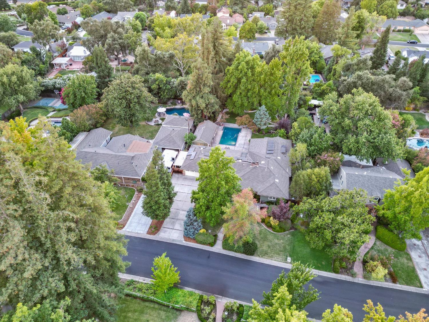 711 Coronado Boulevard