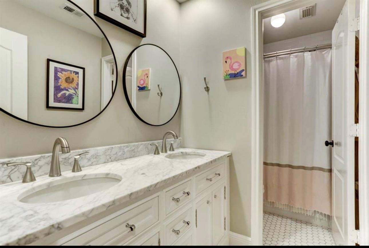 5523 Island Breeze Drive