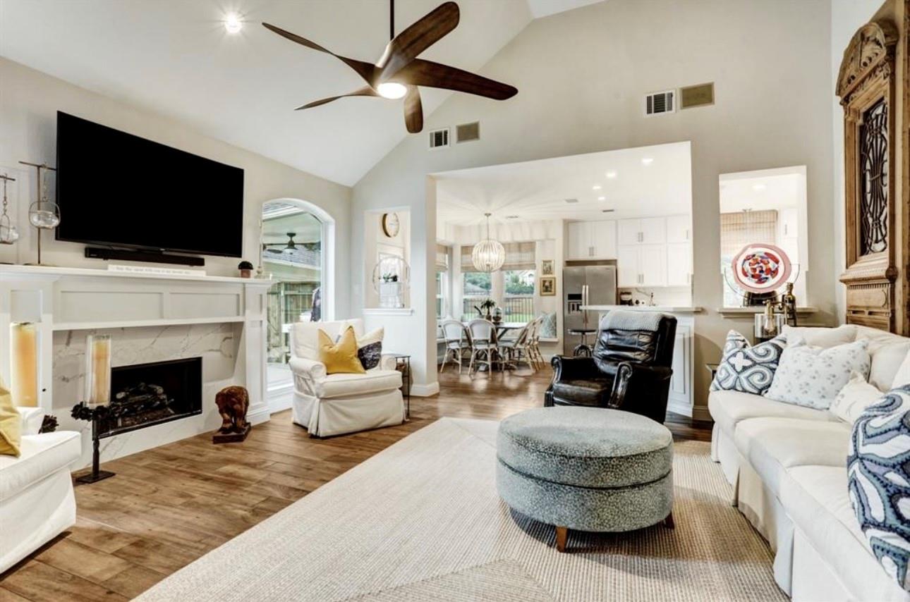 5523 Island Breeze Drive