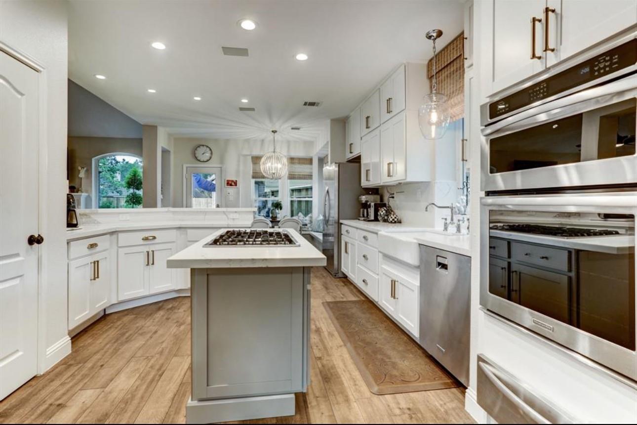 5523 Island Breeze Drive