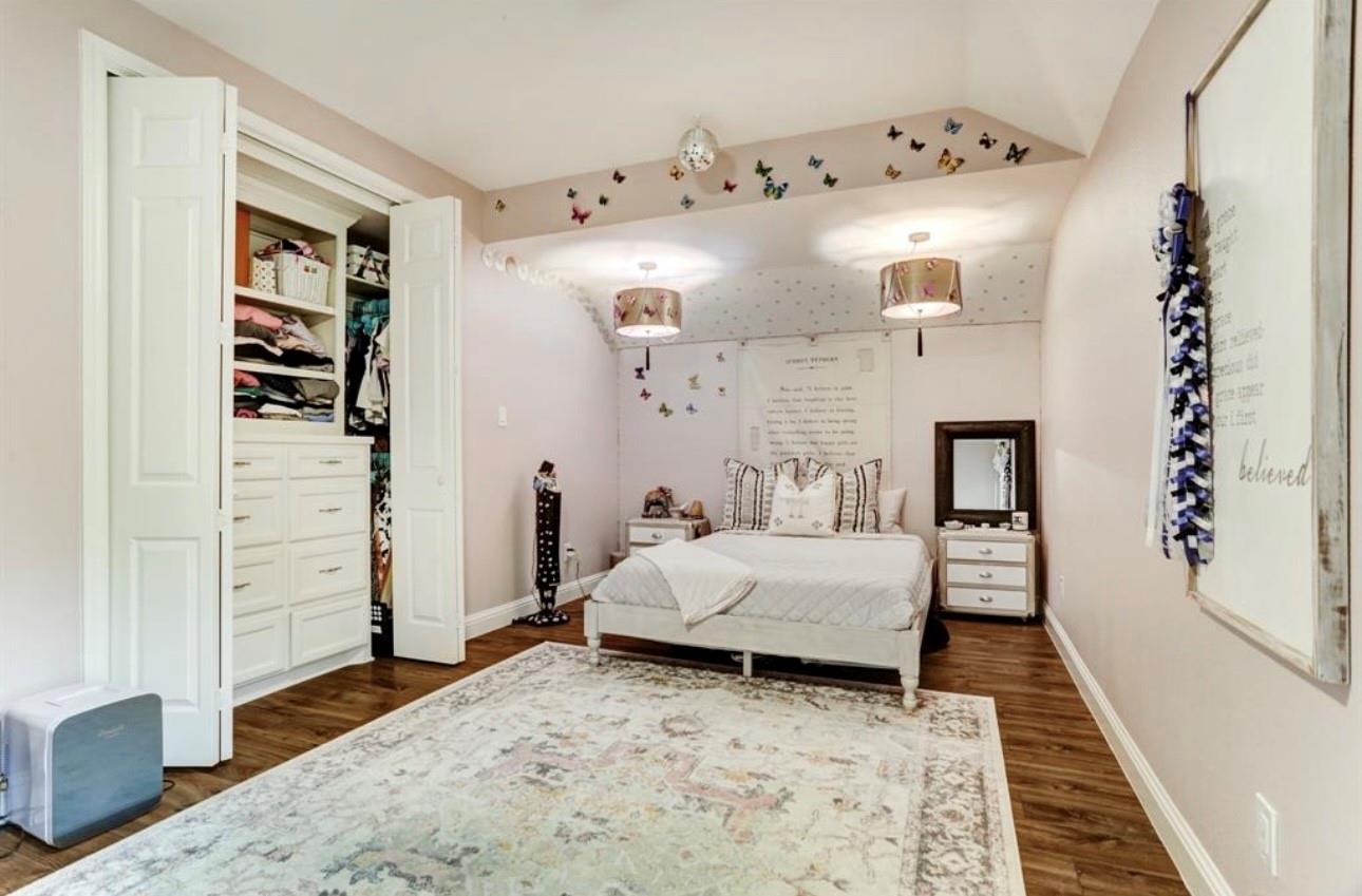 5523 Island Breeze Drive