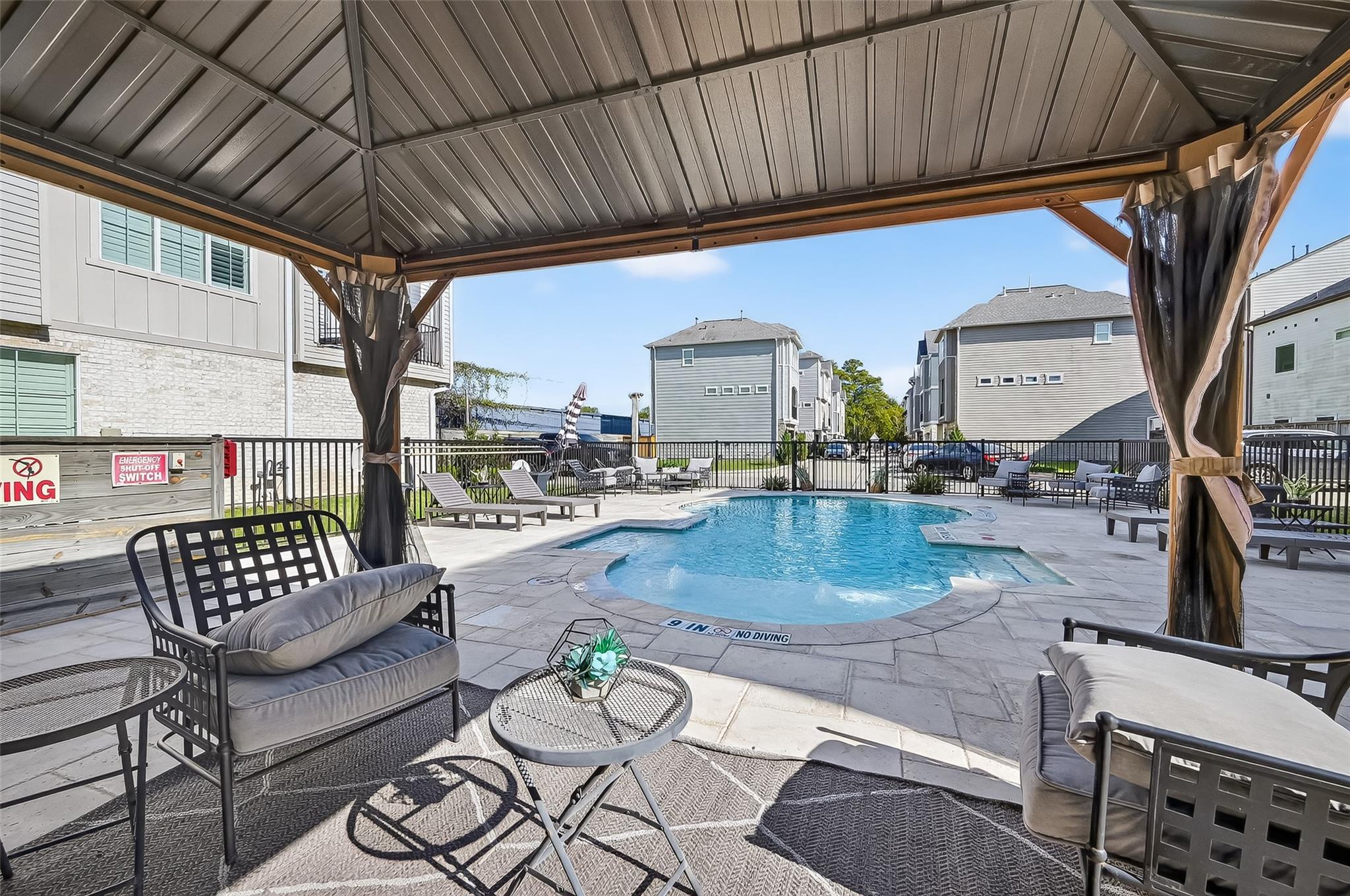 1303 Upland Retreat Blue Place