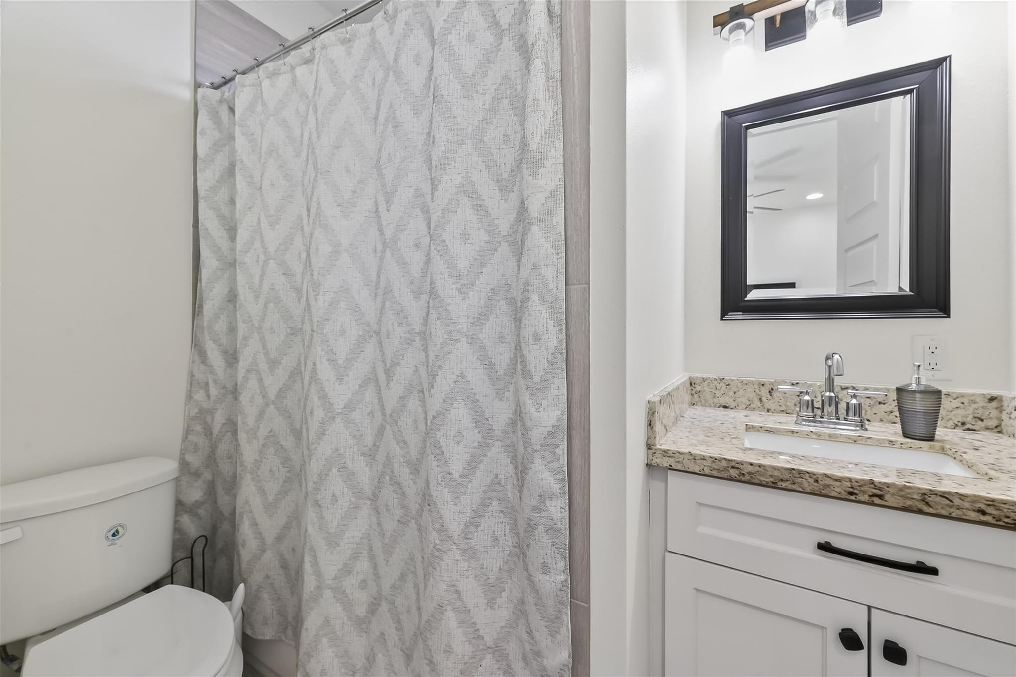 1303 Upland Retreat Blue Place