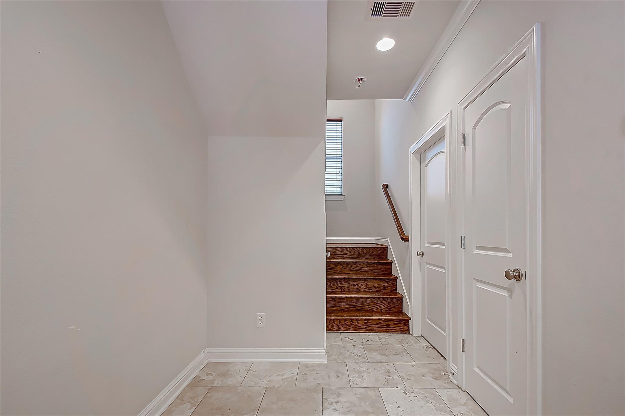 1213 W 15th 1/2 Street # C