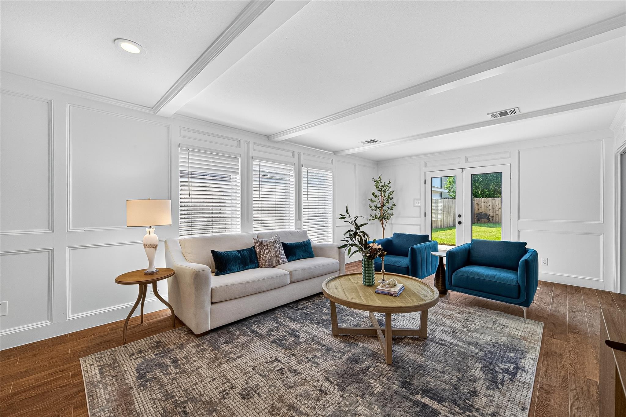 10935 Piping Rock Lane