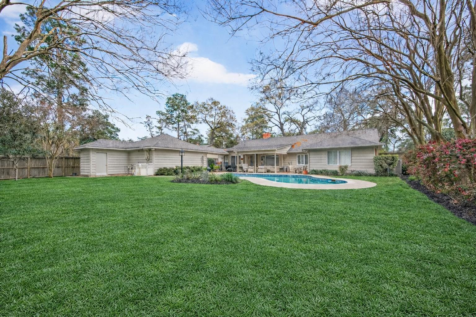 10122 Pine Forest Road