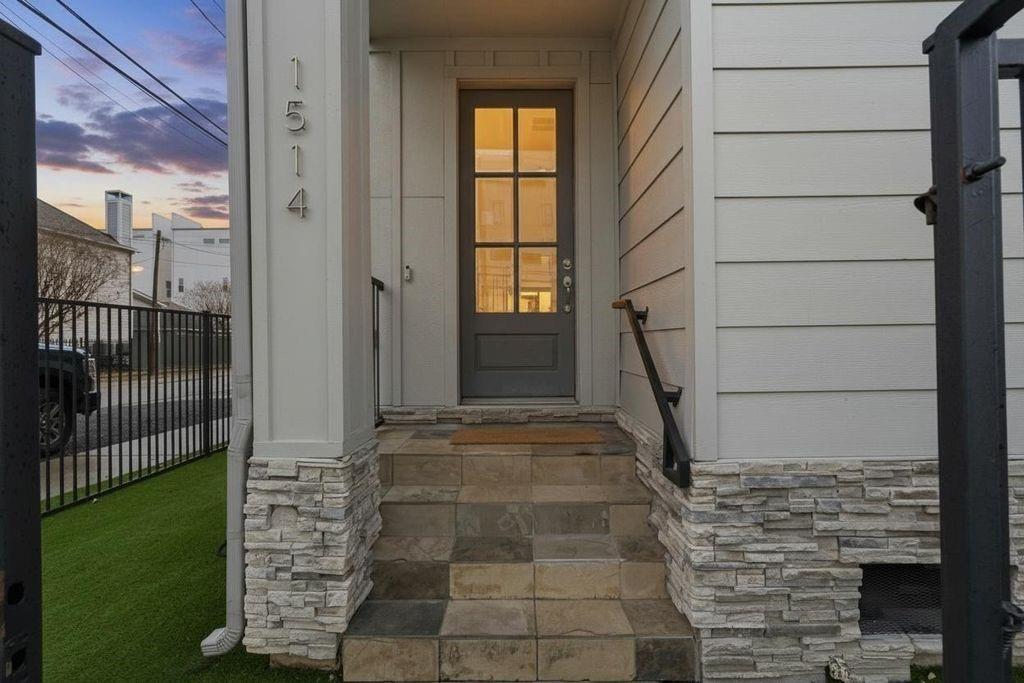 1514 Beall
