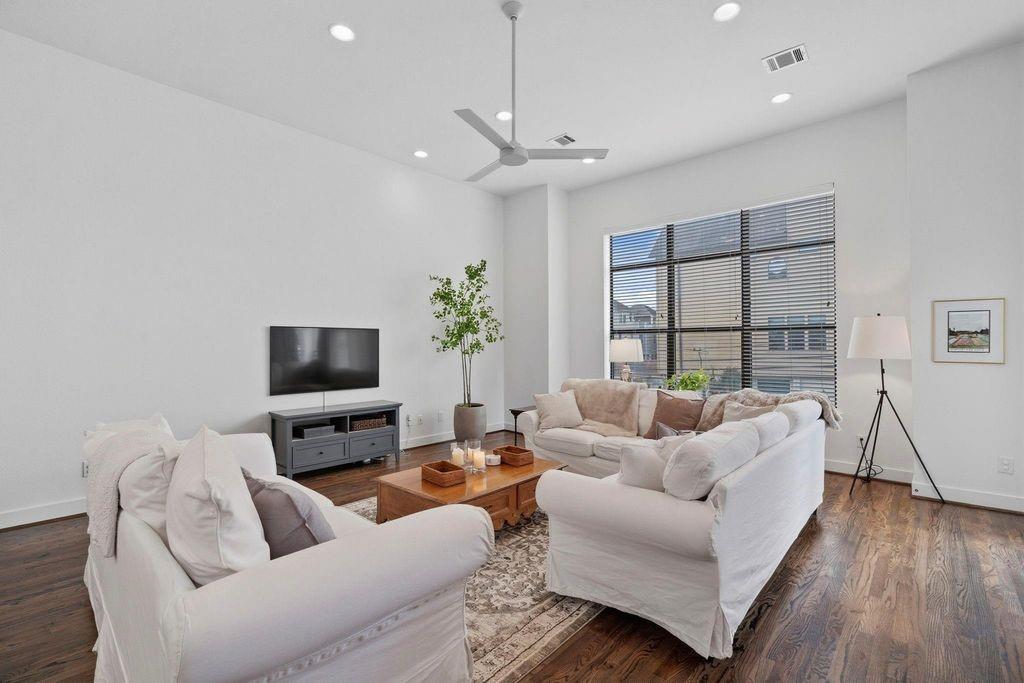 1514 Beall