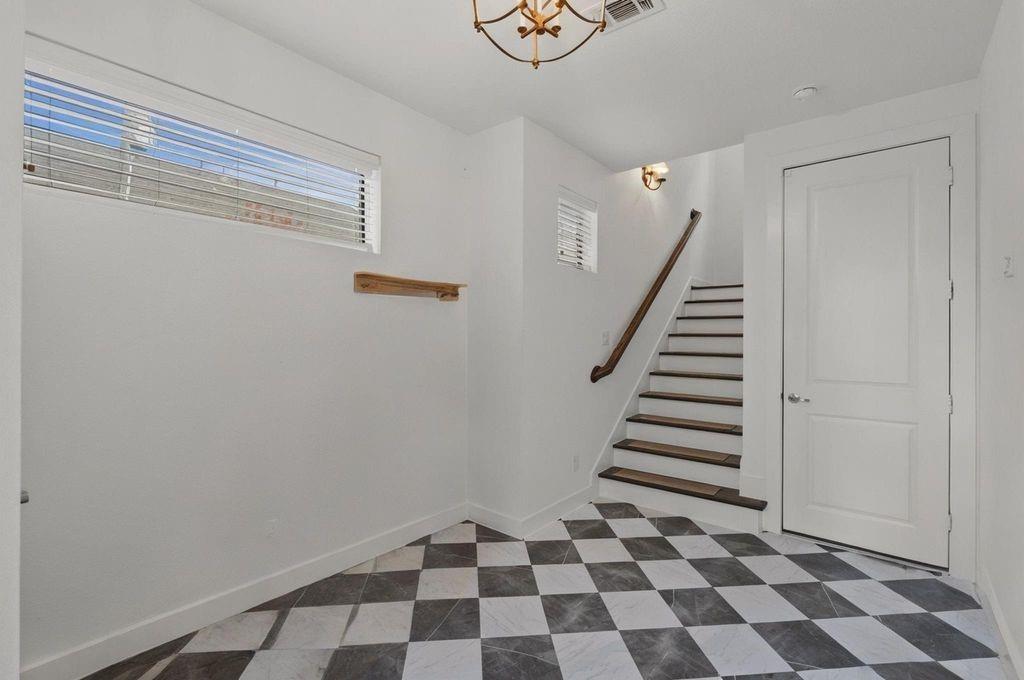 1514 Beall